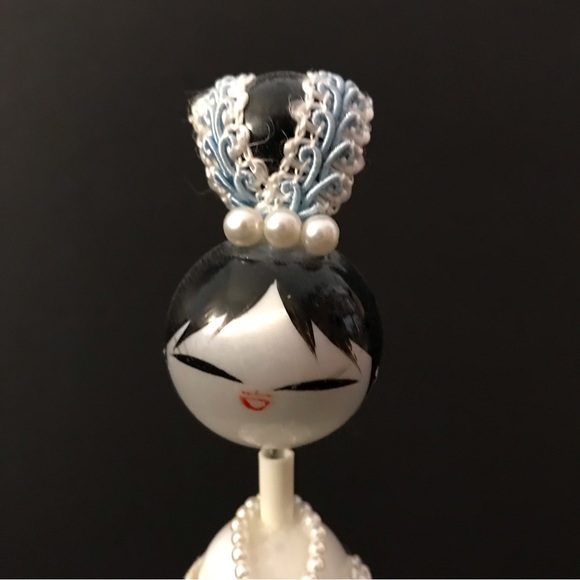 Japanese doll - Picture 7 of 9